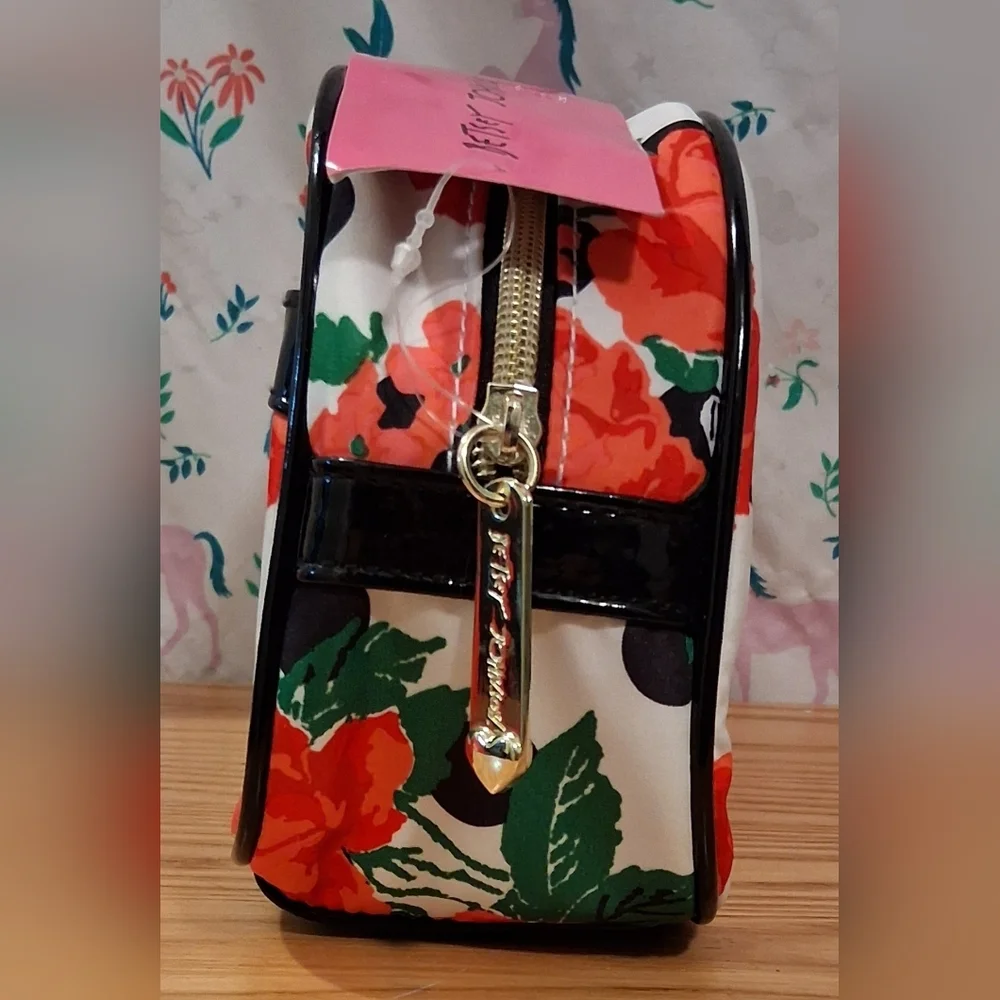 NWT Betsey Johnson Polka Party XL Loaf Polka Dot Floral Cosmetic Beauty Case Bag